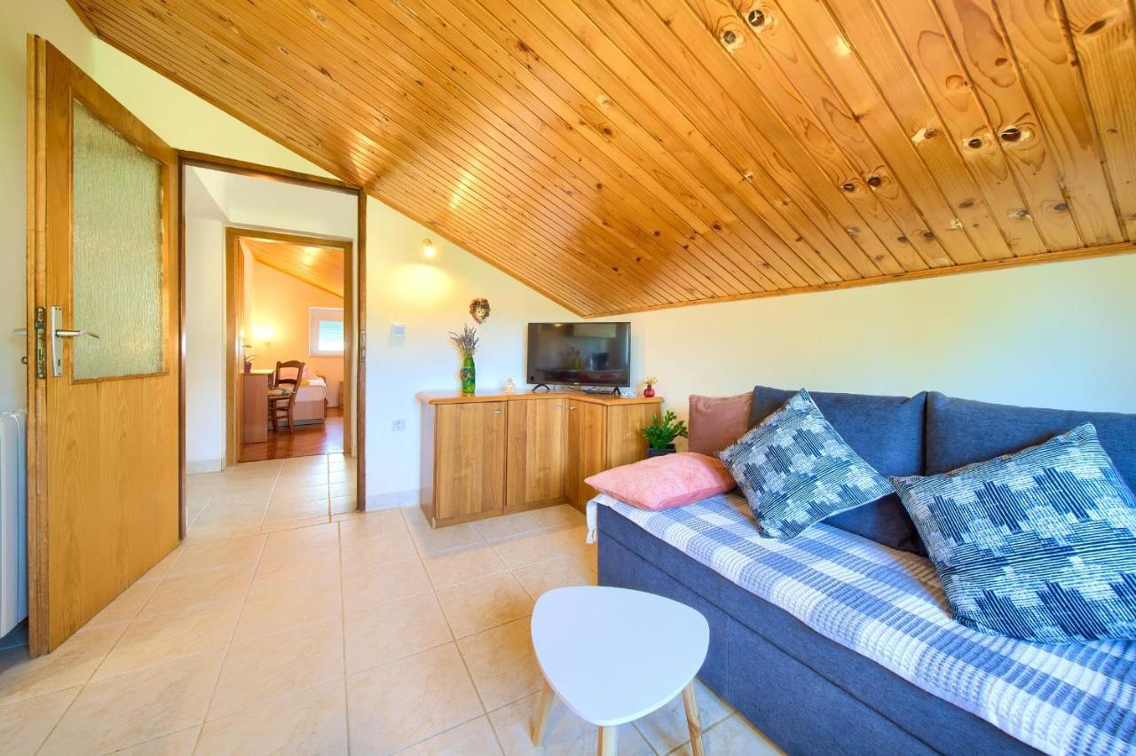Apartment Lipovac マリンスカ エクステリア 写真
