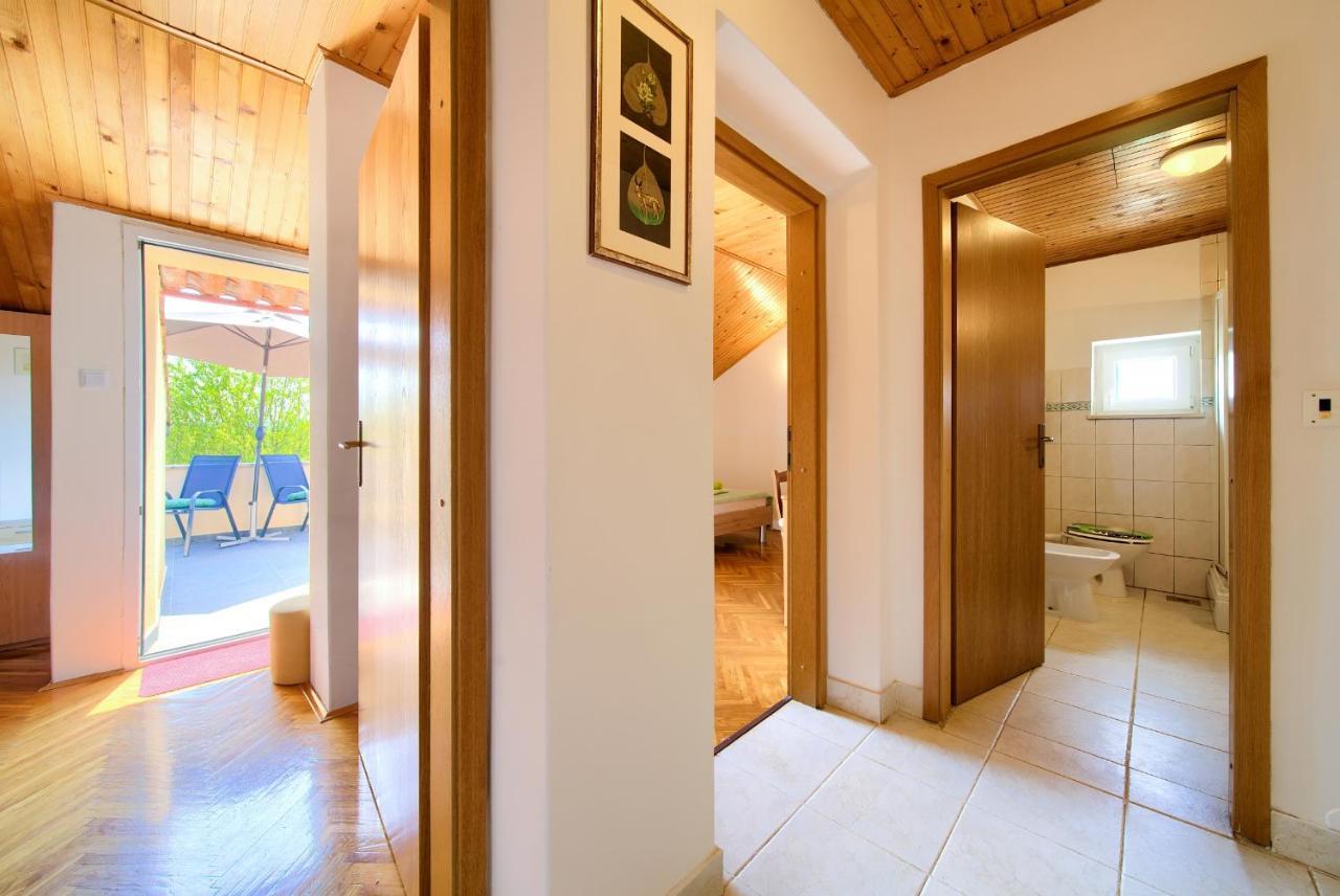 Apartment Lipovac マリンスカ エクステリア 写真