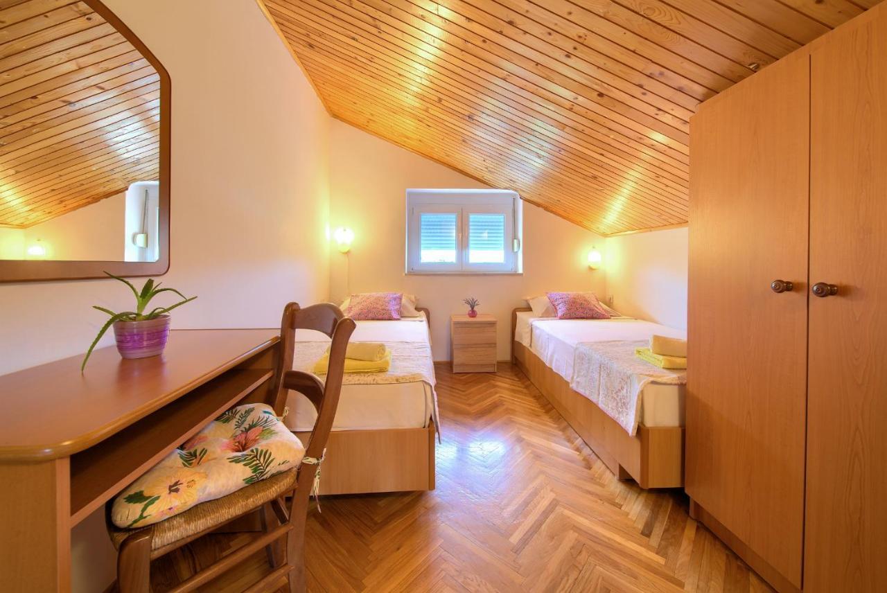 Apartment Lipovac マリンスカ エクステリア 写真