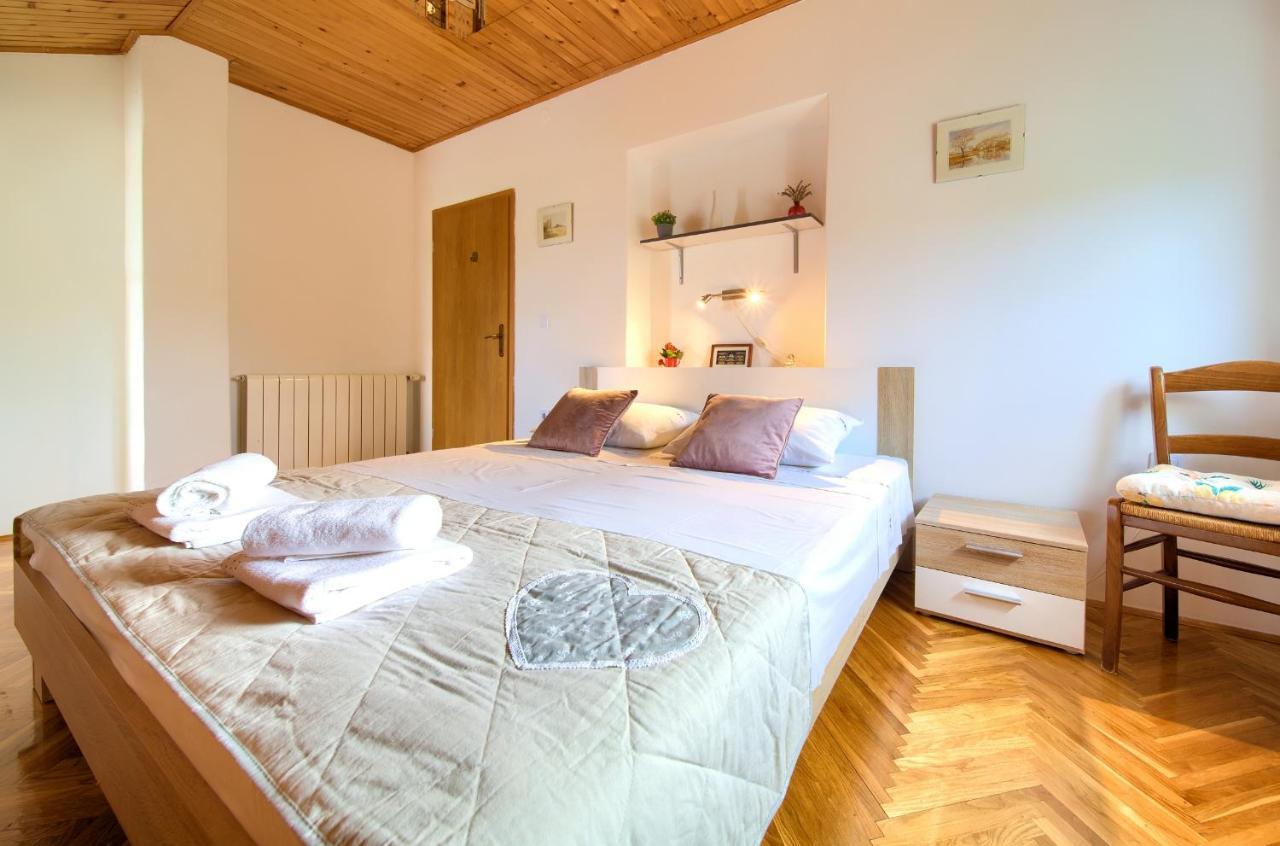 Apartment Lipovac マリンスカ エクステリア 写真